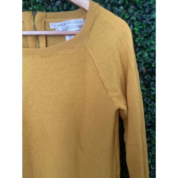 Max Studio blouse Soft Mustard Sweater Blouse Size L Wool - Picture 2 of 6